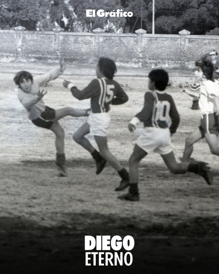 Imagen Diego Maradona en 1973 para El Gráfico