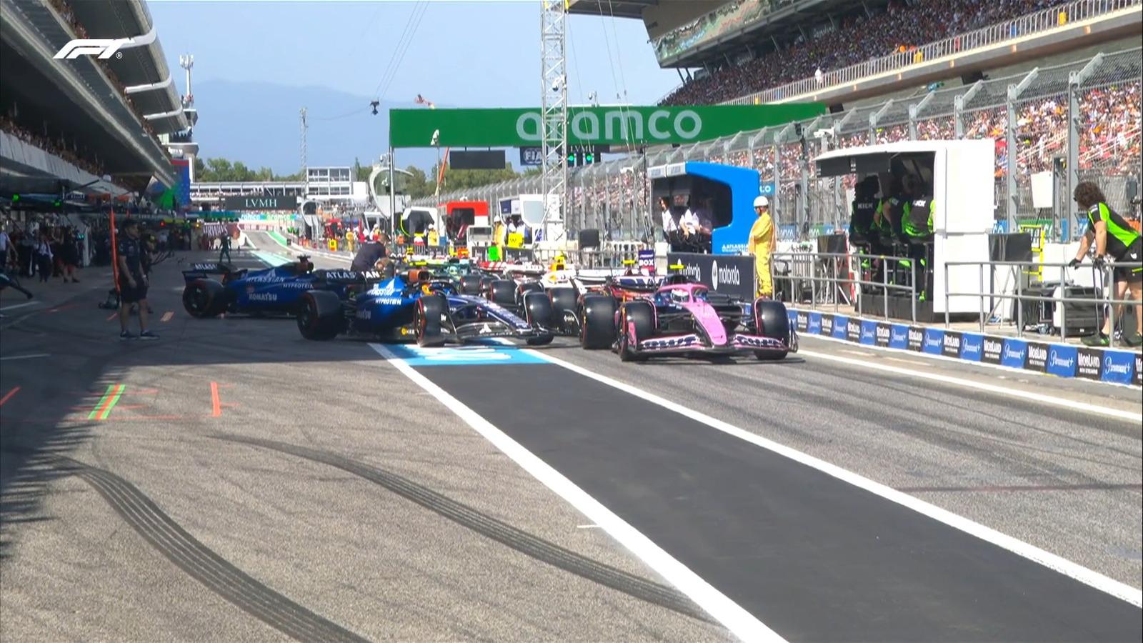 Imagen Colapinto, primero en la fila y sin poder salir a dar el giro rápido por un problema en su Alpine.