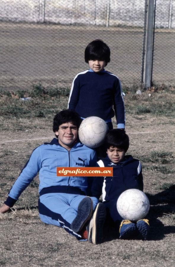 Imagen "Ojalá sean mejores que yo": Diego, sobre Lalo y Hugo.