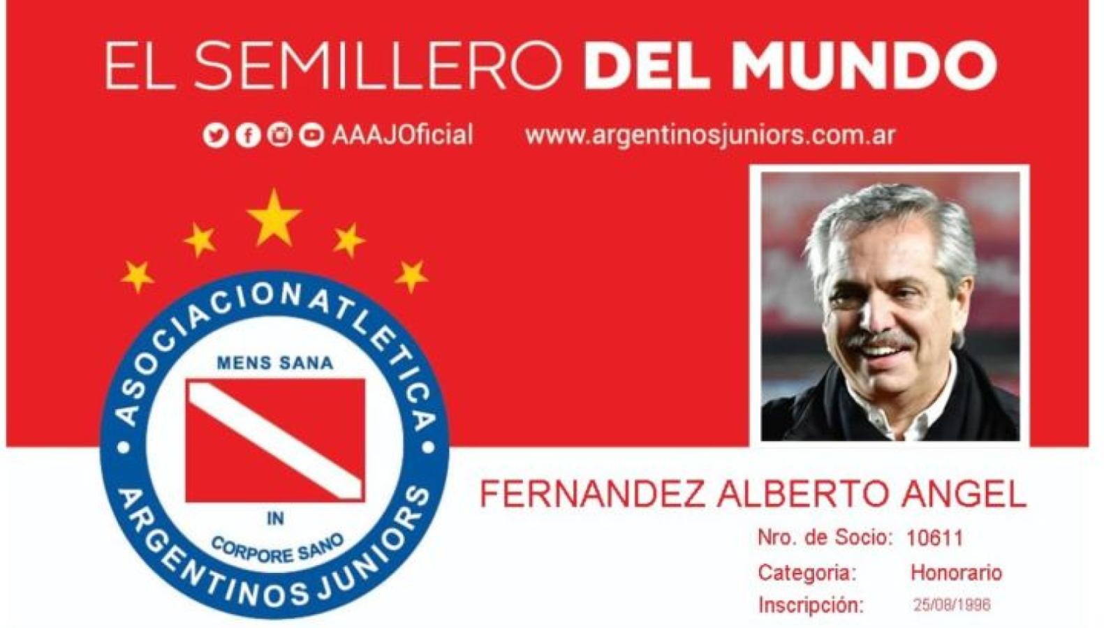 Imagen El carnet de socio honorario del expresidente de la Nación.