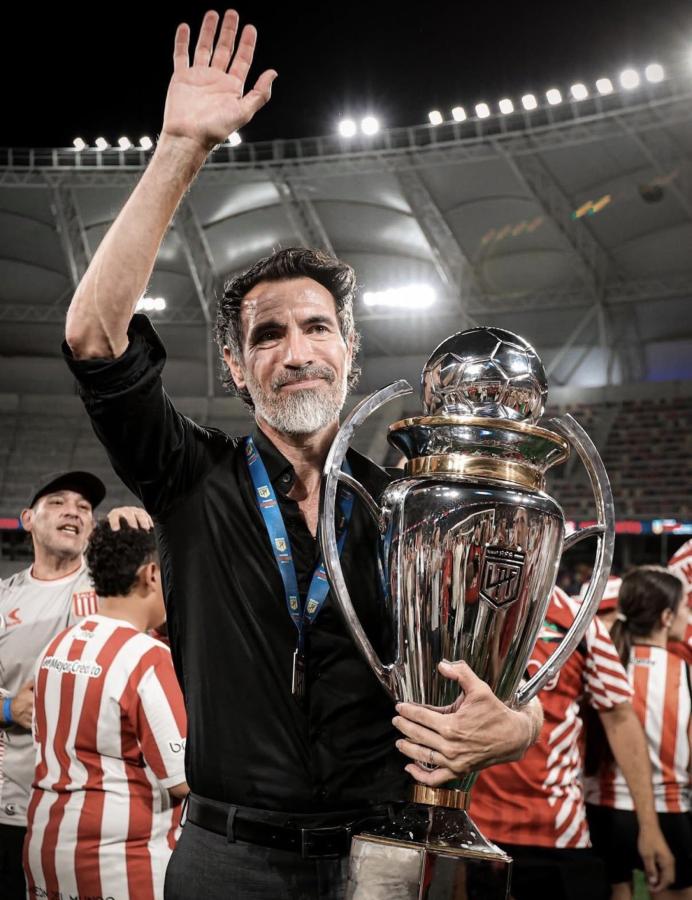 Imagen Eduardo Domínguez se irá de Estudiantes después de un exitoso ciclo.