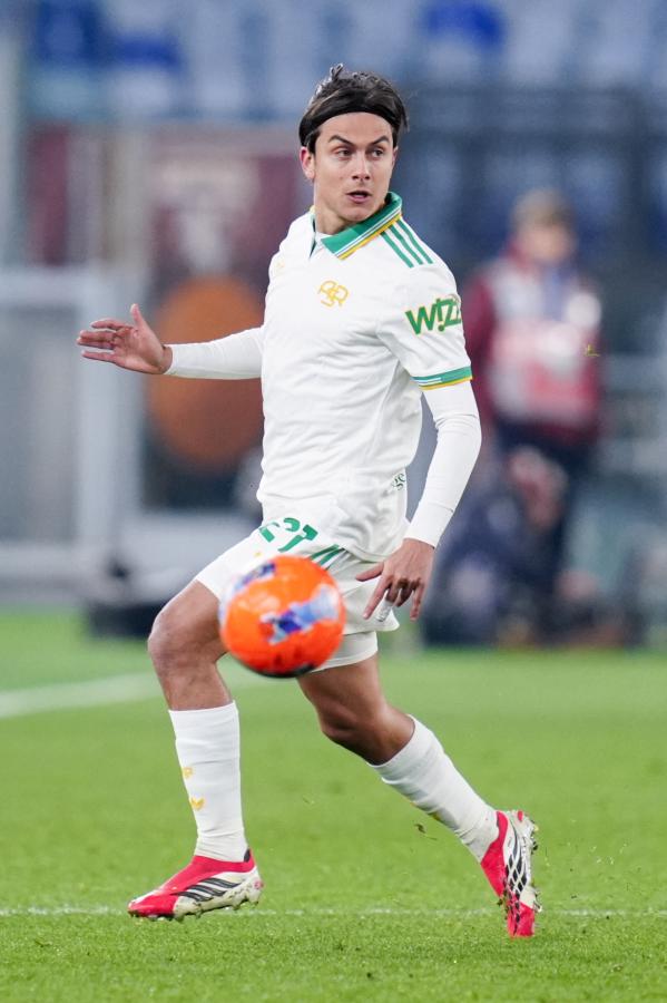 Imagen Dybala jugó la última media hora para la Loba.