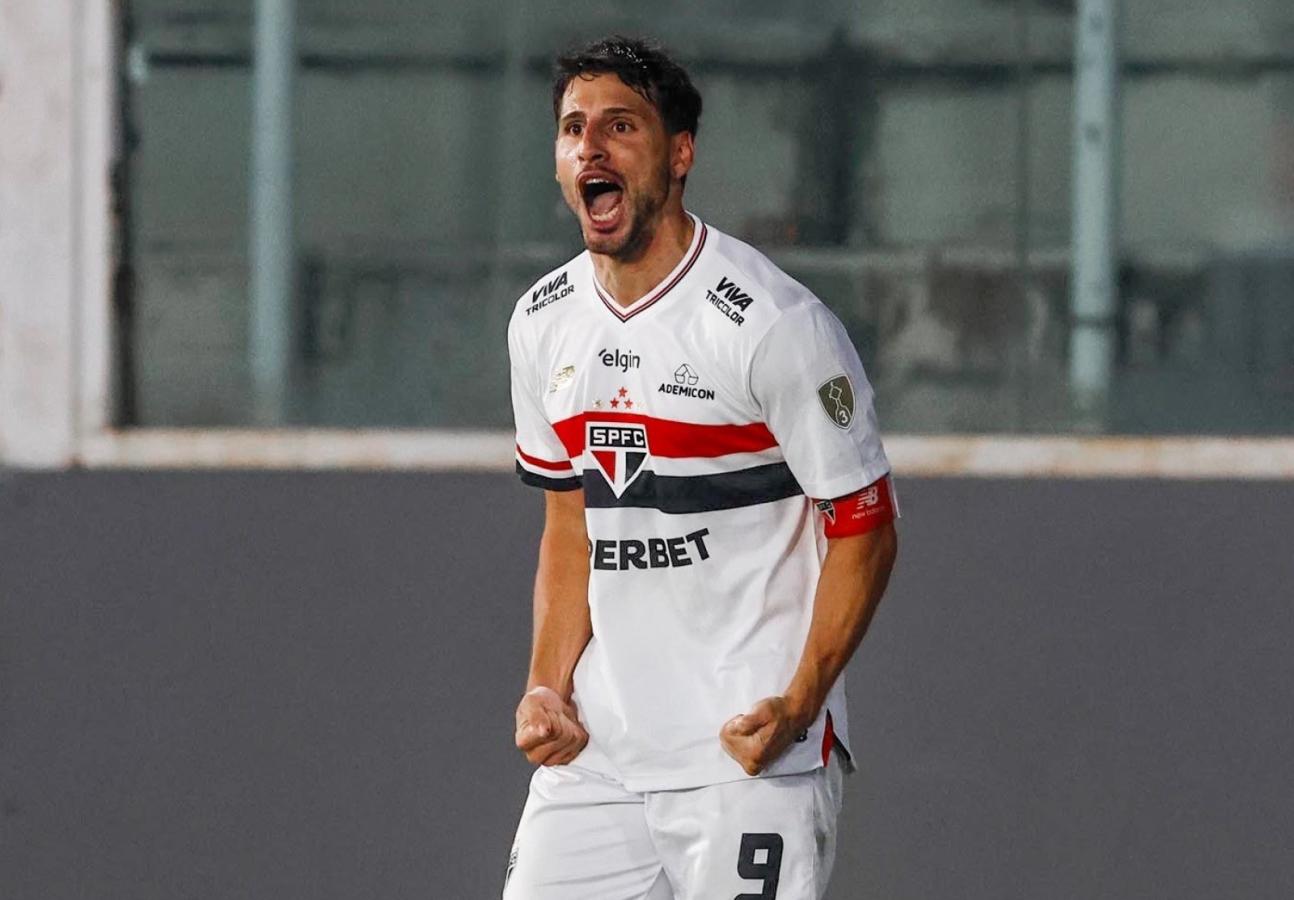 Imagen Actualmente 49 jugadores argentinos disputan el Brasileirao.