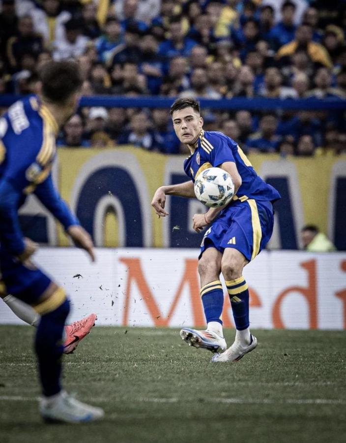 Imagen La asistencia de Anselmino para el tercer gol de Boca ante San Lorenzo.