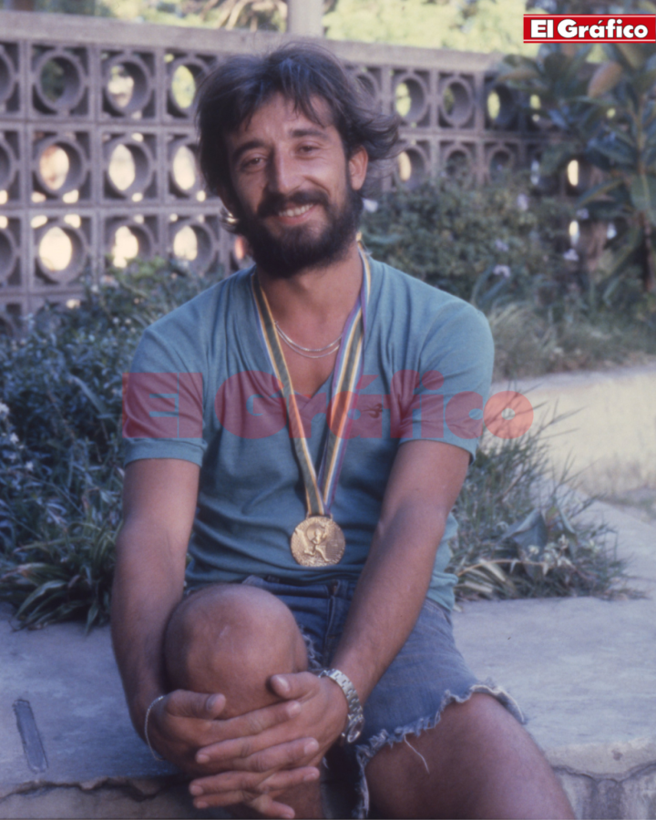 Imagen Daniel Herrero con su medalla de oro