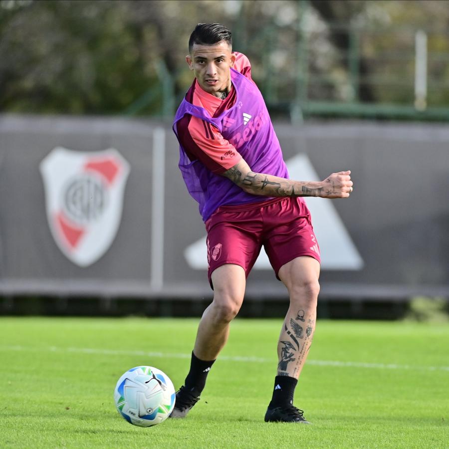 Imagen Kevin Castaño está al límite de tarjetas amarillas. Deberá cuidarse esta noche.