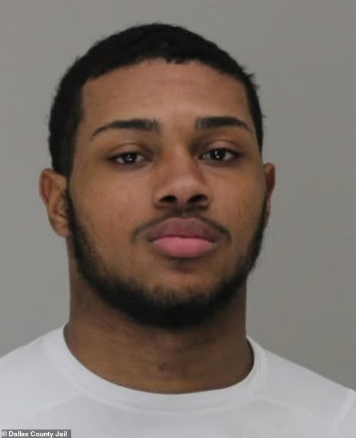 Imagen Mayfield está detenido en la cárcel del condado de Dallas.