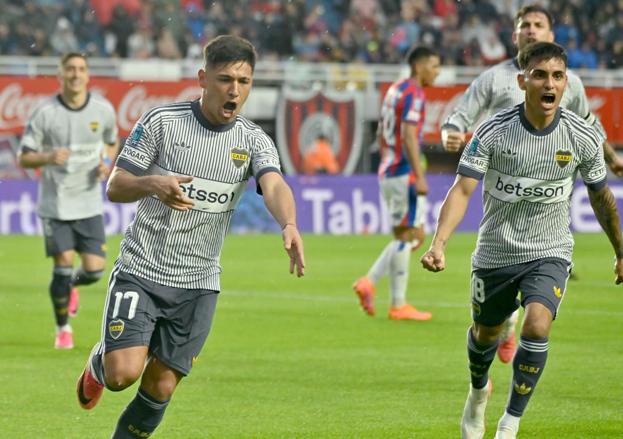 Imagen de La tabla de goleadores de Boca en los clásicos ante los otros grandes