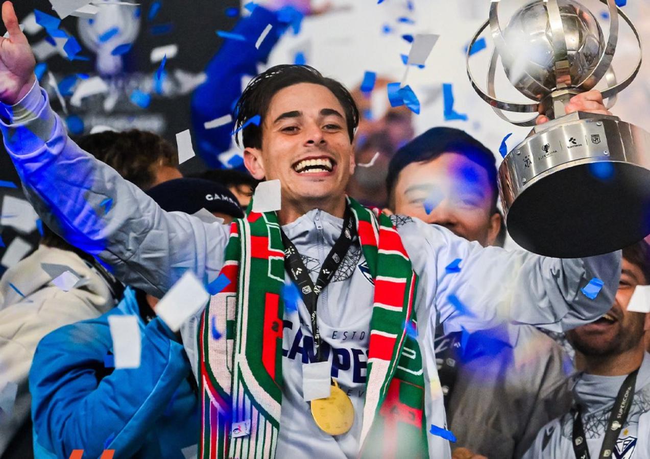 Imagen Valentín Gómez lleva jugados 124 partidos en Vélez, 3 goles y 2 títulos.