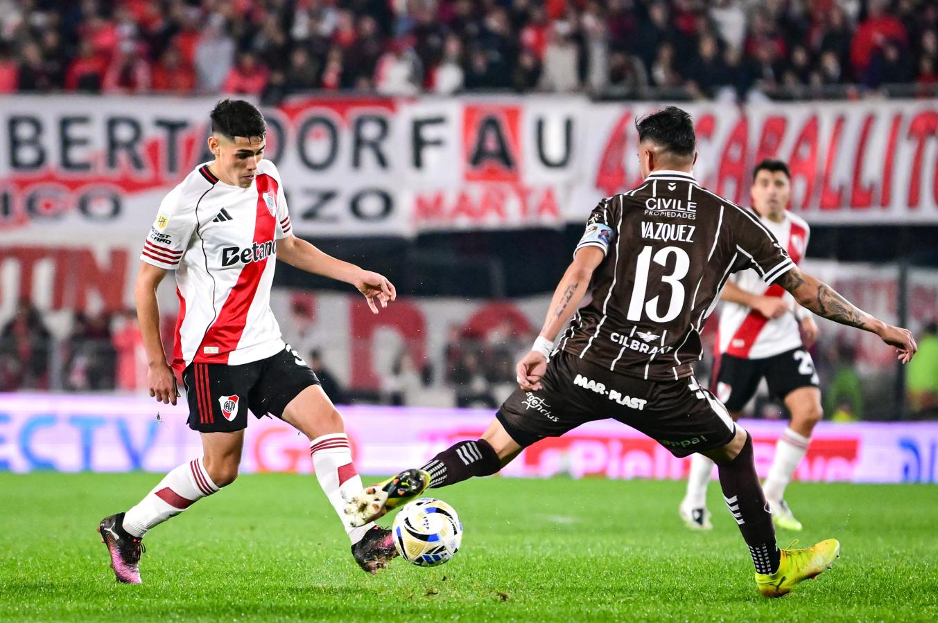 Imagen Santiago Lencina, la sangre joven del nuevo River de Gallardo: AFP.