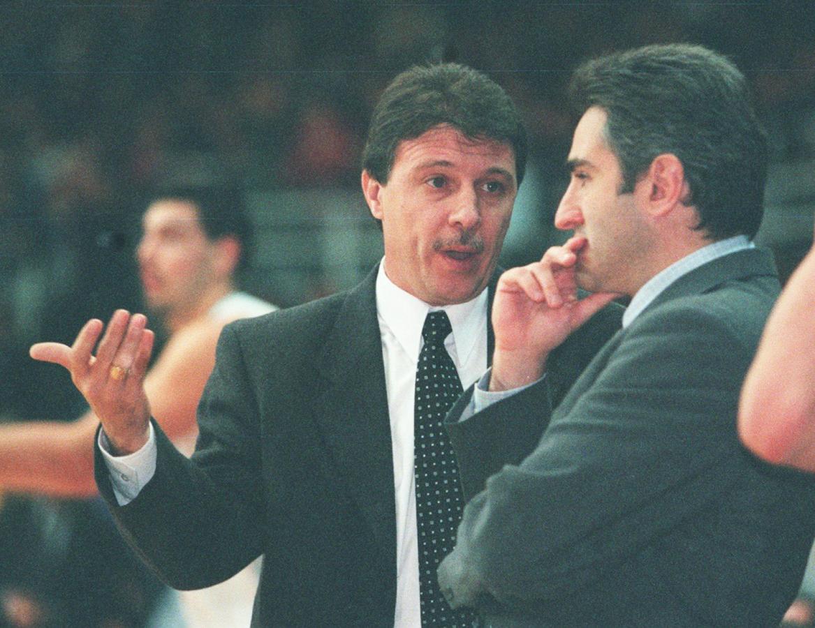 Imagen Rubén Magnano y Julio Lamas, dos próceres de la Liga Nacional de Básquetbol.