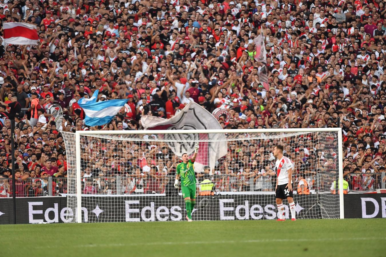 Imagen Según Transfermarkt, River es el club más convocante del mundo con 84.593 espectadores por partido.