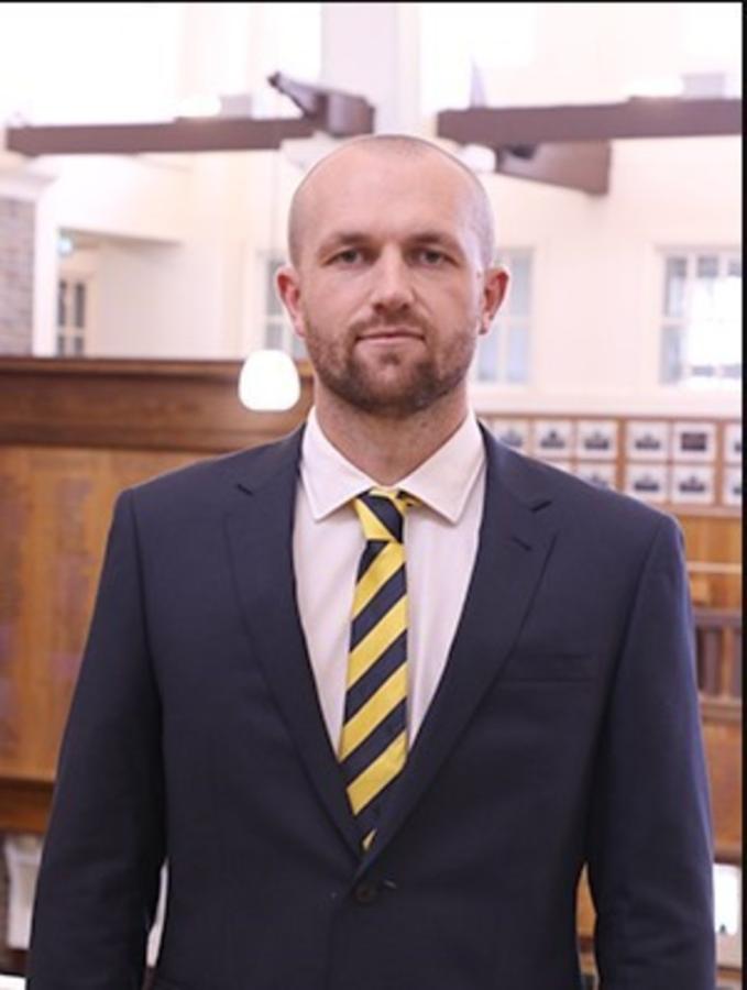 Imagen La foto de Gray en la web oficial de la Auckland Grammar School.