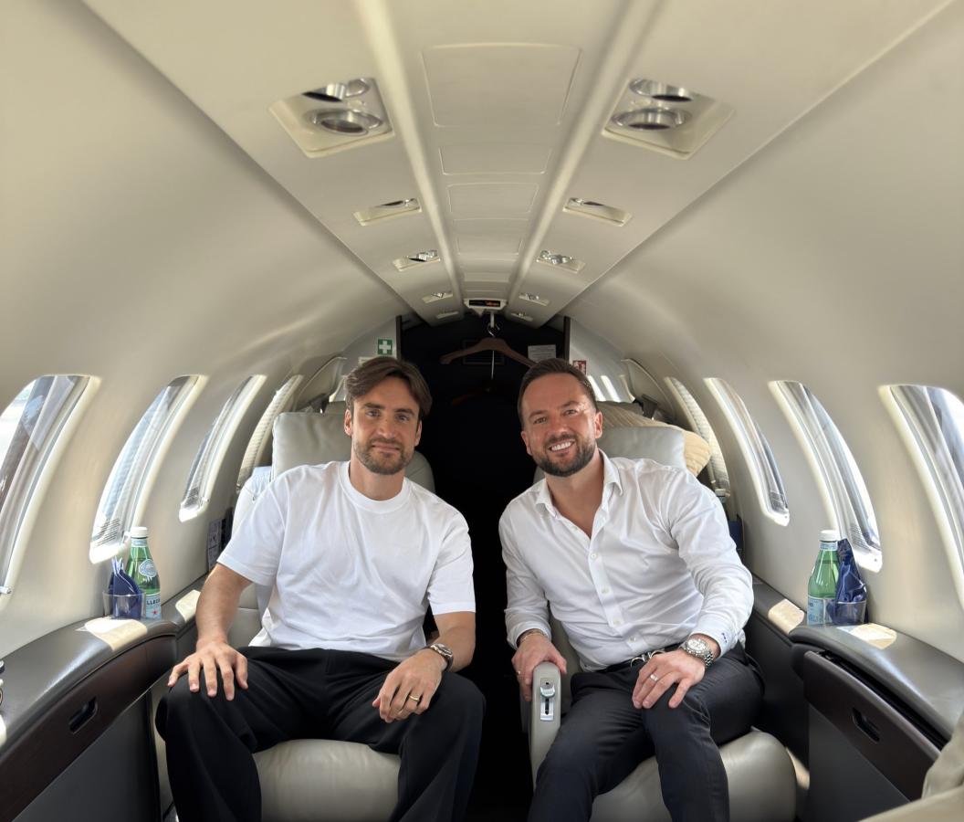 Imagen Tagliafico, junto a su representante rumbo a Francia.