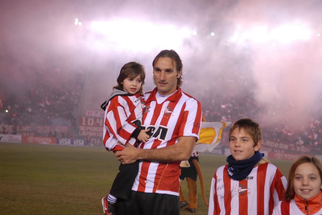 Imagen Rolando Schiavi con Estudiantes en la Libertadores 2009