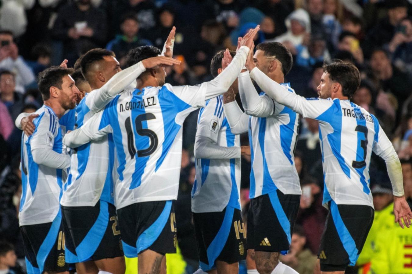 Imagen Argentina lidera la tabla acumulada desde 1998 a la fecha con 272 puntos.