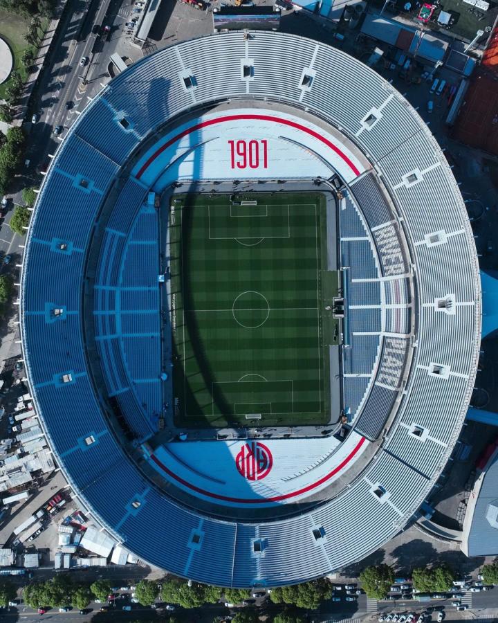Imagen El Monumental 360: todas sus plateas fueron unidas en el marco de las últimas innovaciones.