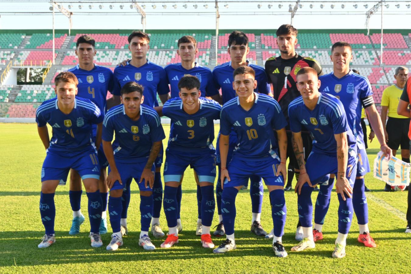 Imagen La formación de Argentina para su primer amistoso frente a Bolivia.