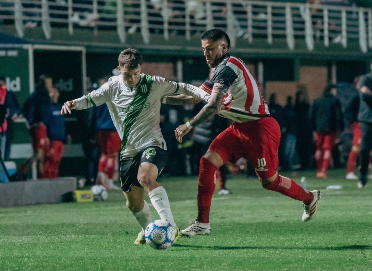 Imagen de Banfield y Barracas Central repartieron puntos en el Sur