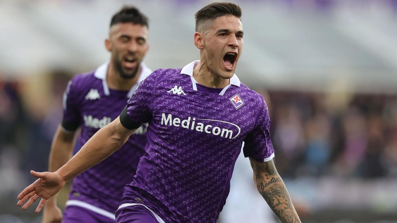 Imagen Martínez Quarta jugó 142 partidos con Fiorentina. Es un defensor que conoce y mucho la Serie A.
