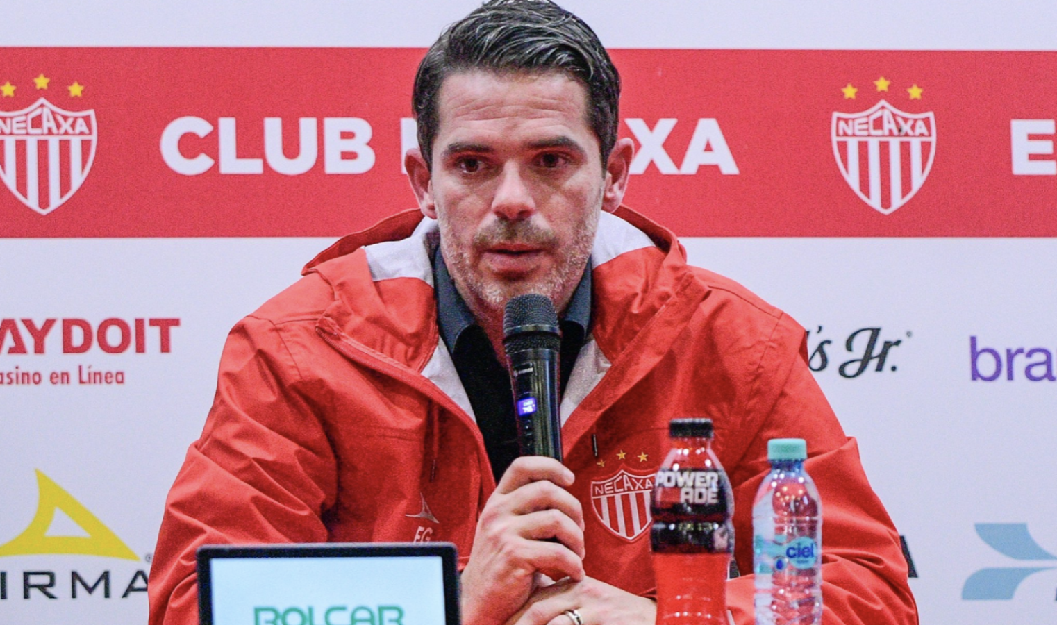 Imagen Fernando Gago, presentado en Necaxa