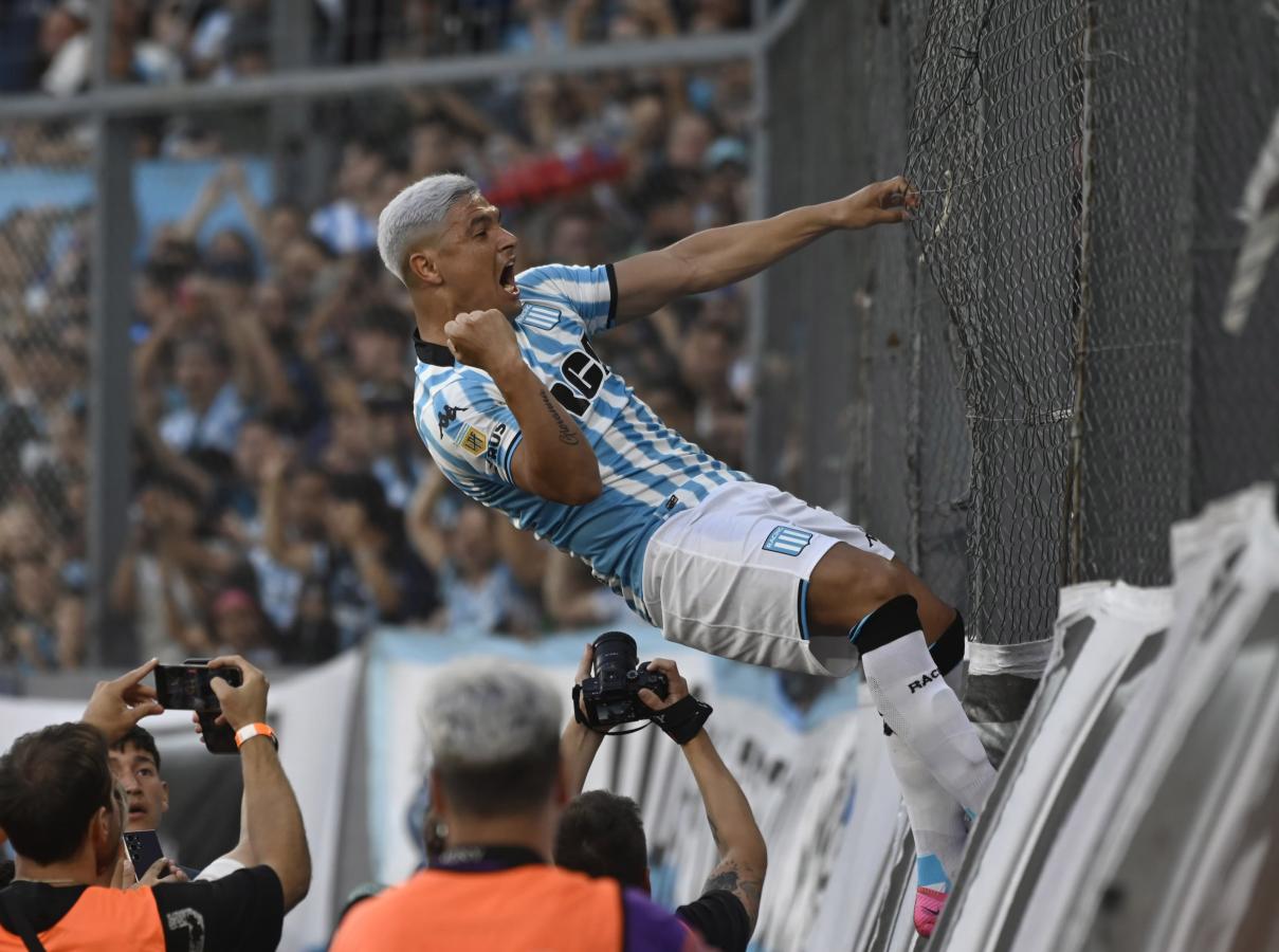 Imagen Esta semana, Salas vestirá por primera vez los colores de River.