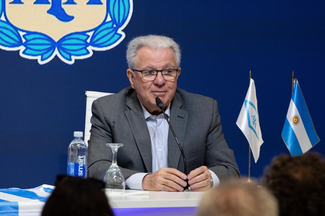 Imagen El Dr. Alberto Barbieri es el rector de la UNAFA.