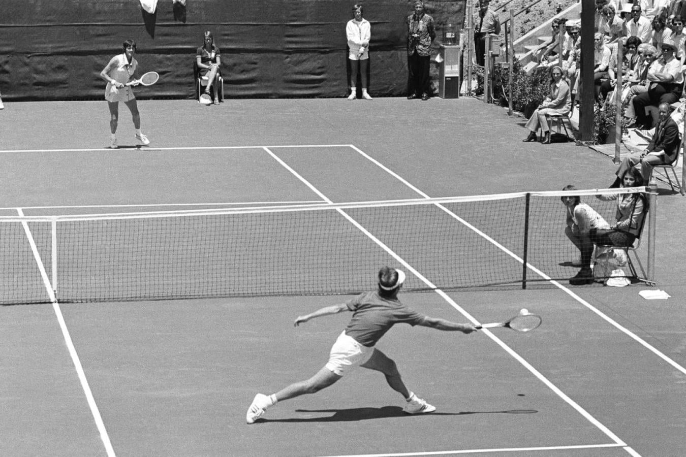 Imagen Bobby Riggs venció a Margaret Court en la primera "Batalla de los sexos", en 1973.