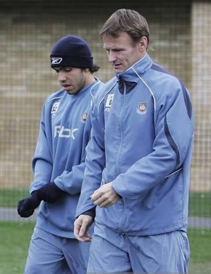 Imagen Sheringham y Tevez en West Ham, en la temporada 2006/2007.