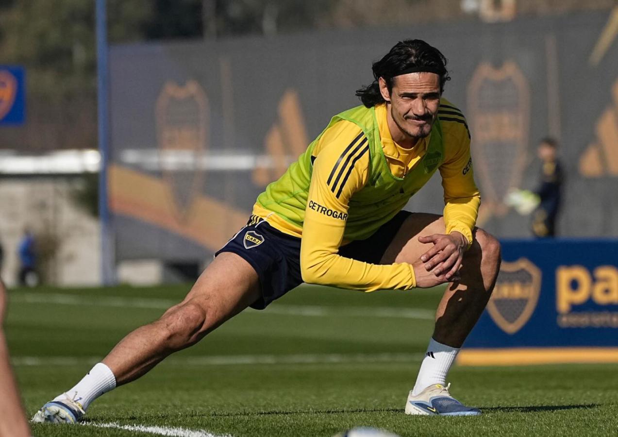 Imagen Cavani no estará disponible contra Millonarios por su lumbalgia.