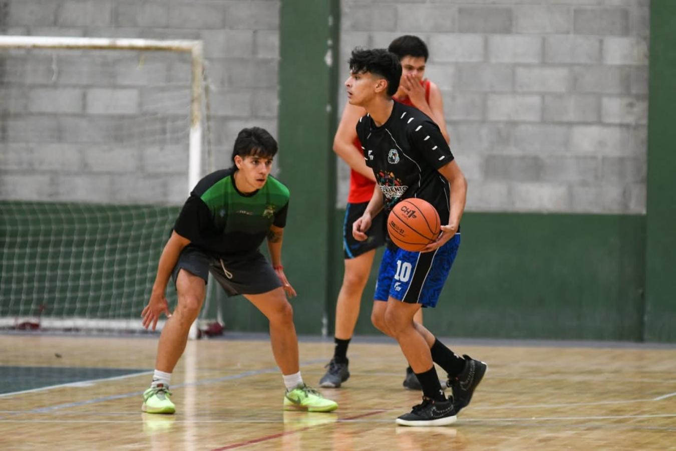 Imagen  Escuela Mosconi de Caleta Olivia, el equipo más austral.