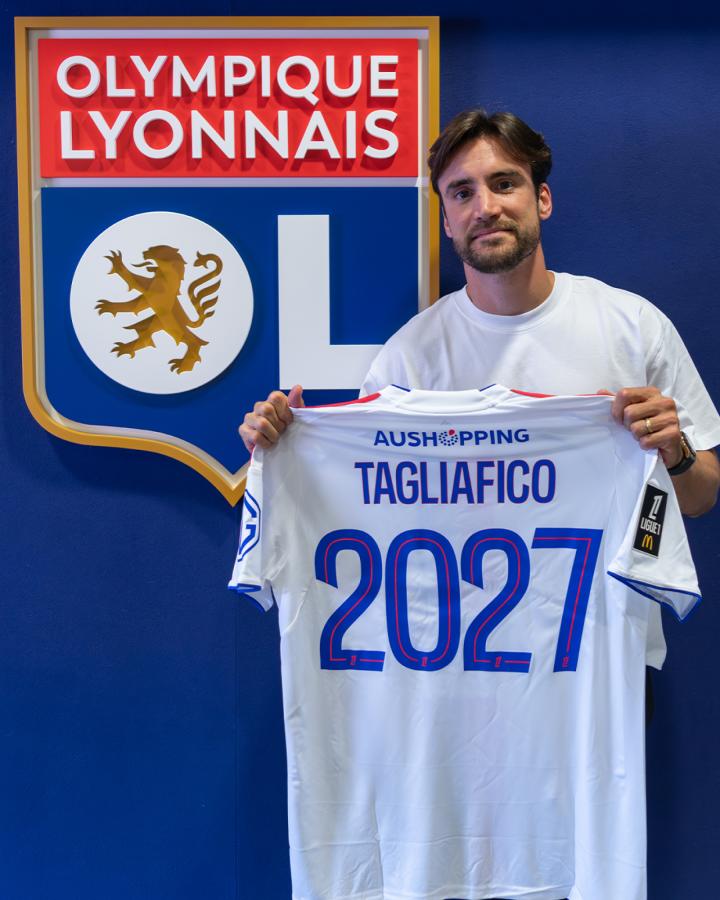 Imagen Tagliafico y la satisfacción tras renovar con Lyon hasta 2027.