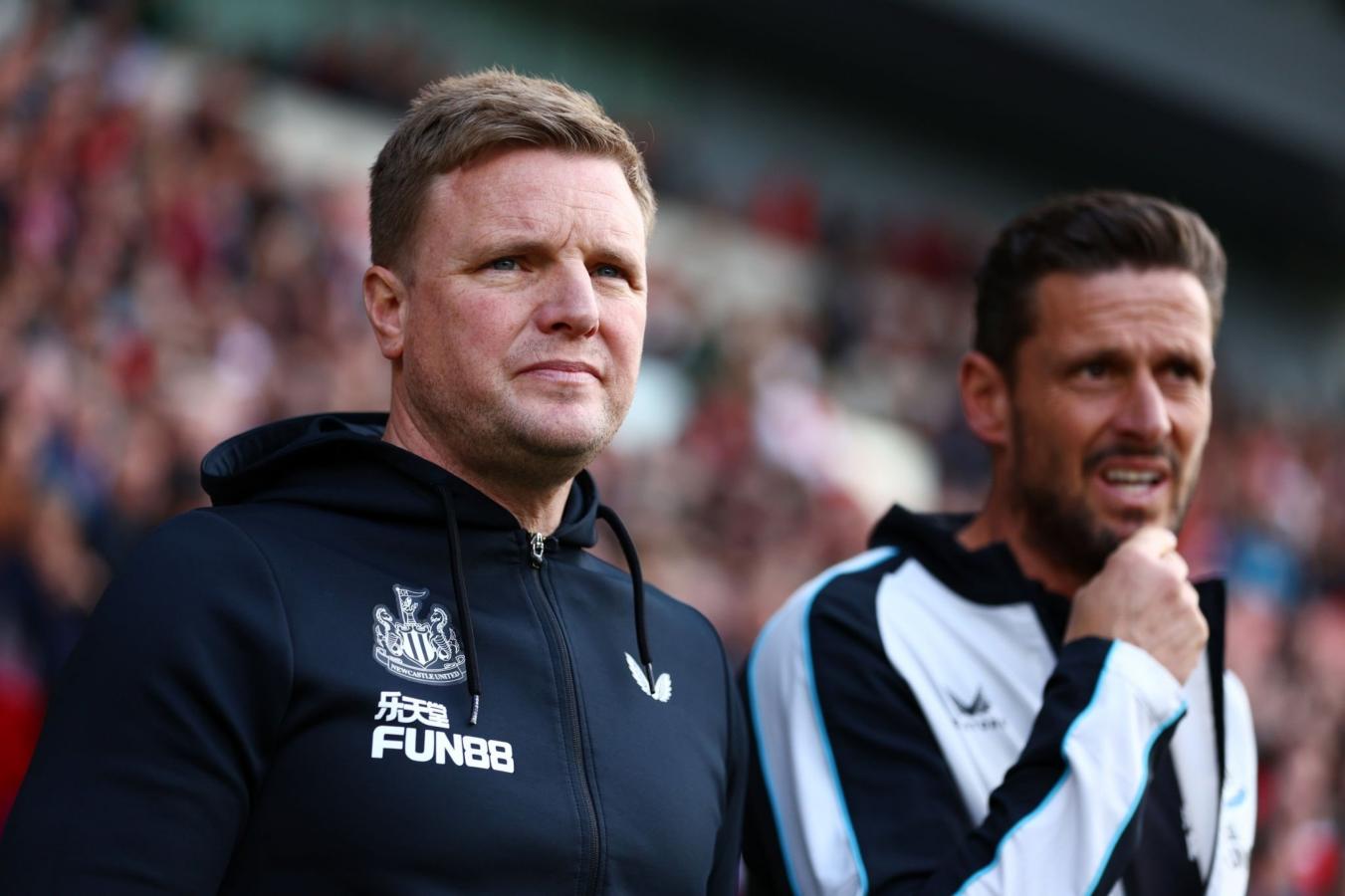 Imagen Eddie Howe y uno de sus asistentes, Jason Tindall.