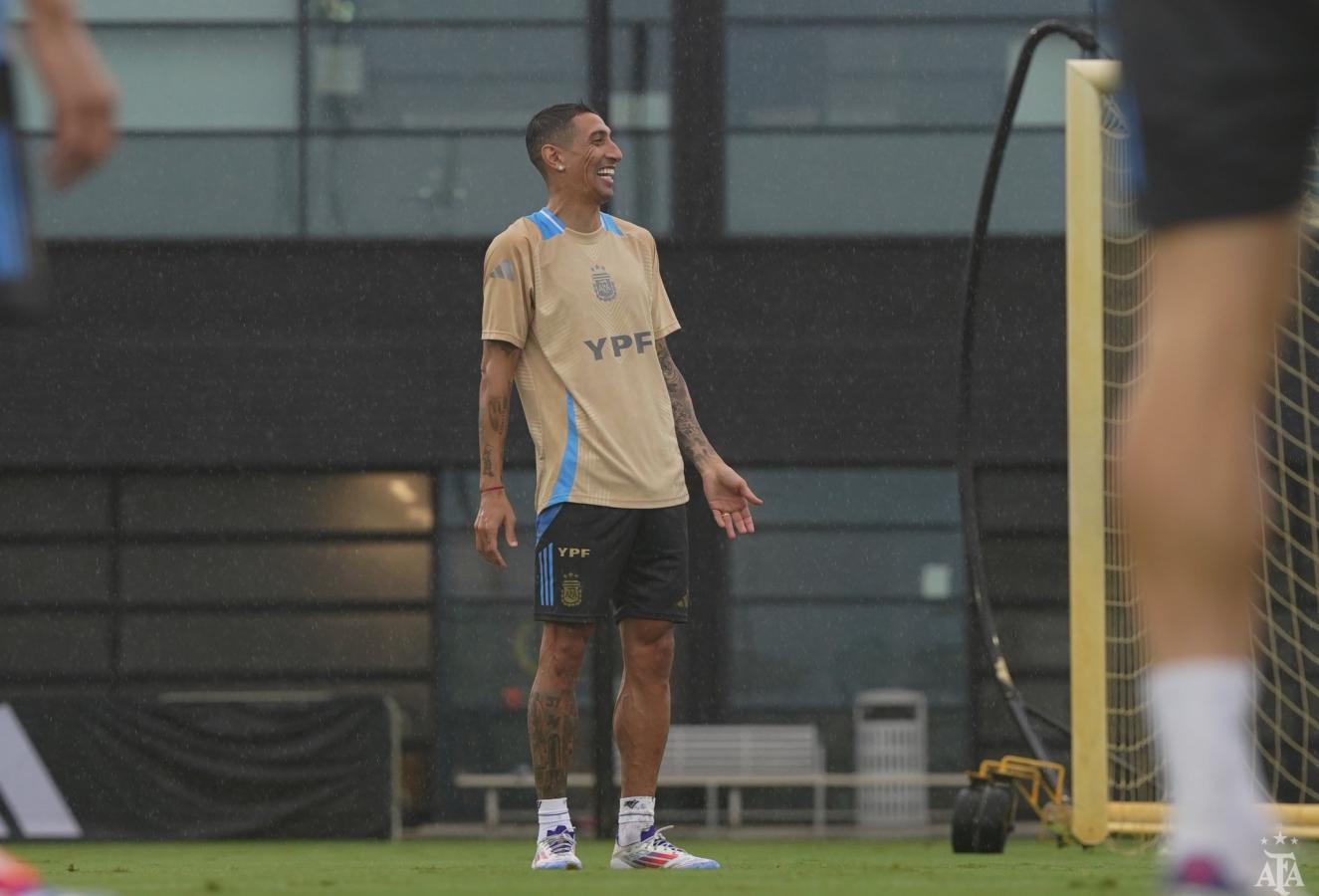Imagen Di María medita acerca de cuál será su futuro club e Inter Miami está entre las posibilidades.