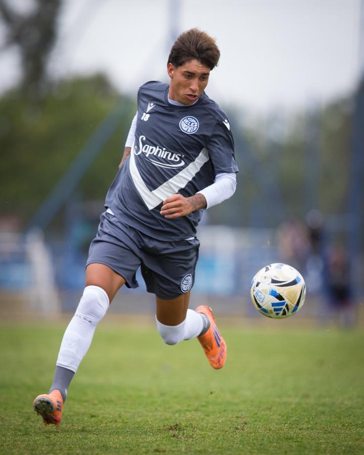 Imagen Carrizo realiza la pretemporada en Vélez pero buscar partir a Europa.