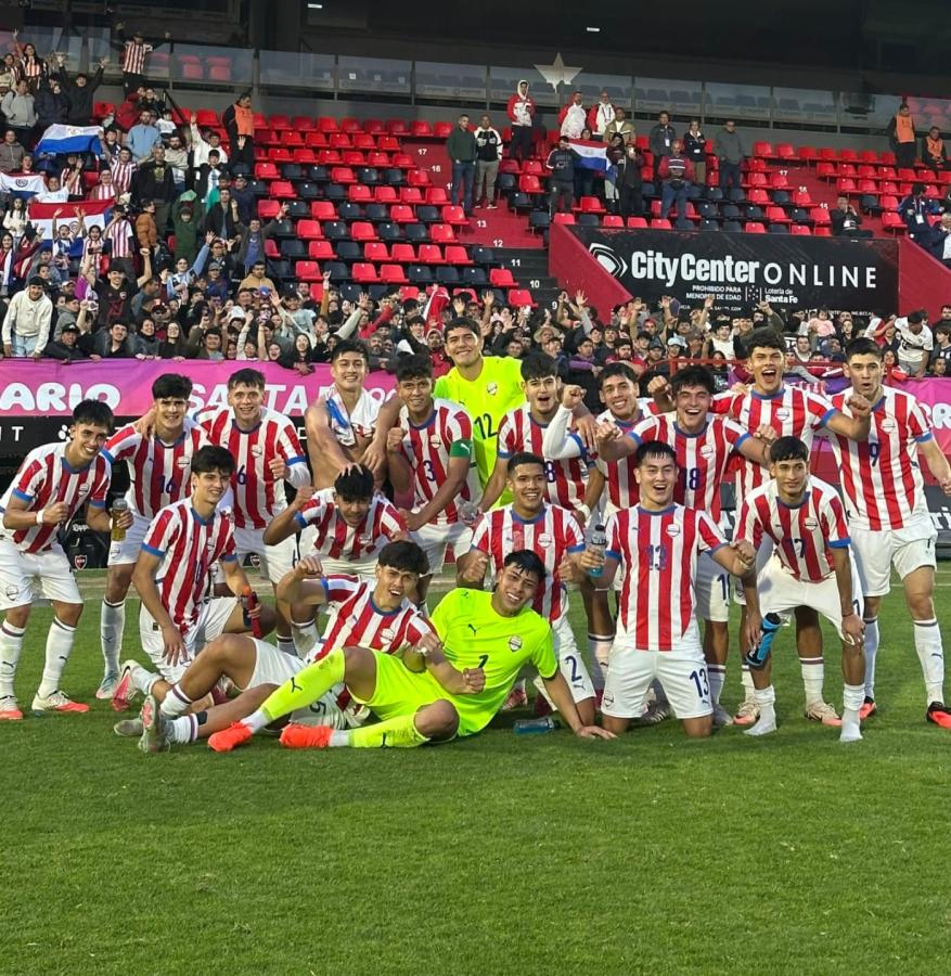 Imagen de Argentina perdió por penales ante Paraguay y se quedó con la medalla de plata en los Suramericanos