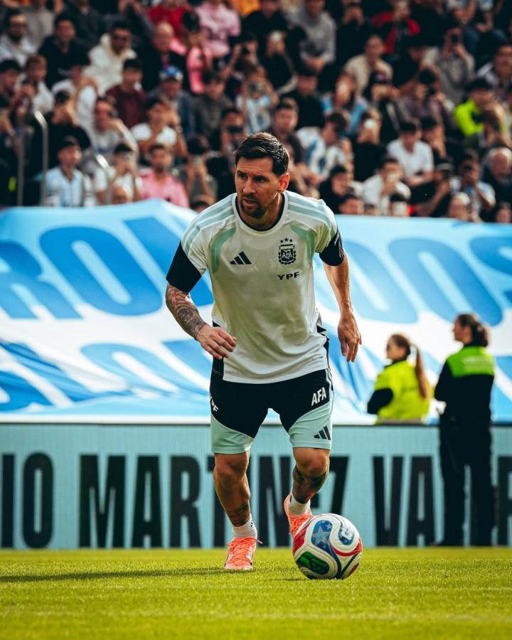 Imagen Messi se prepara para competir en su sexta Copa del Mundo. Histórico e inalcanzable.