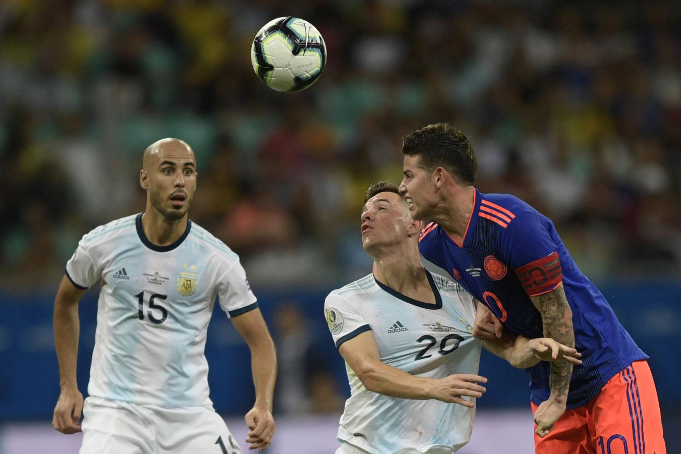 Imagen Guido Pizarro junto a Giovani Lo Celso y James Rodríguez, en la Copa América 2019. Foto: AFP