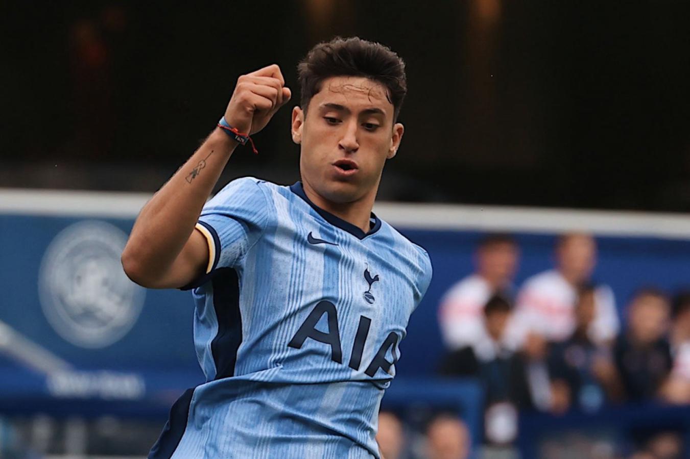 Imagen El pase de Alejo Veliz le pertenece a Tottenham.