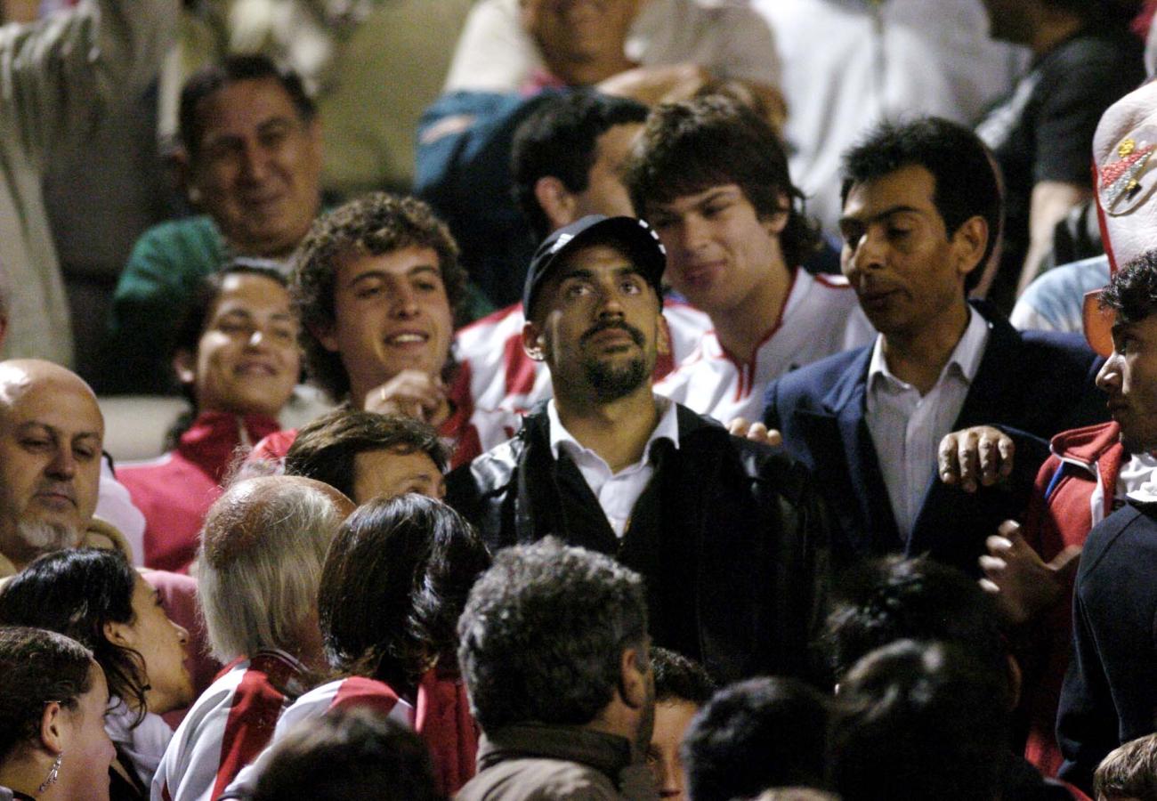 Imagen Verón siguió desde la tribuna el Lanús - Estudiantes del Apertura 2006 (Foto: FotoBaires).