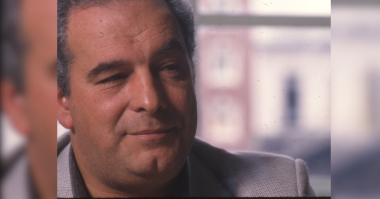 Imagen Eduardo Deluca, histórico presidente de Defensores de Belgrano e histórico mano derecha de Julio Grondona, hacia 1984