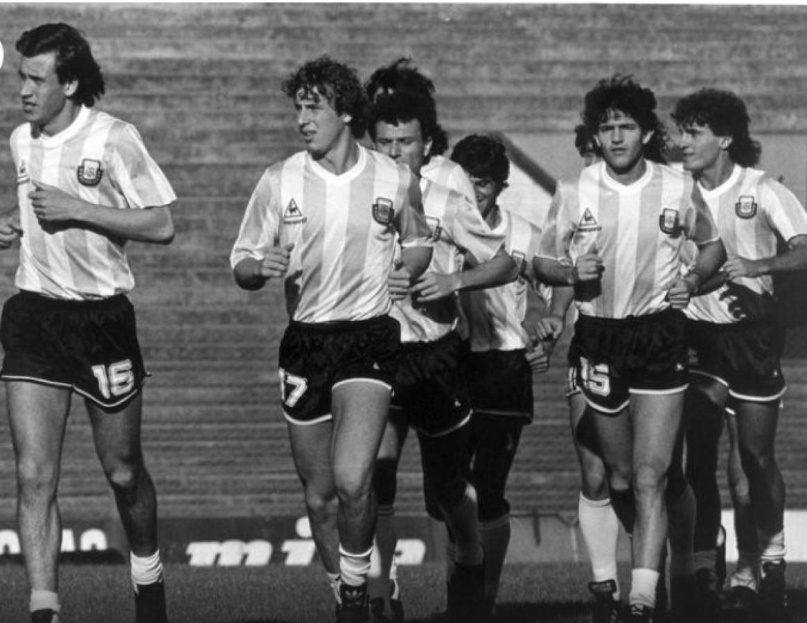 Imagen Jorge Valdano y uno de sus últimos entrenamientos en la Selección
