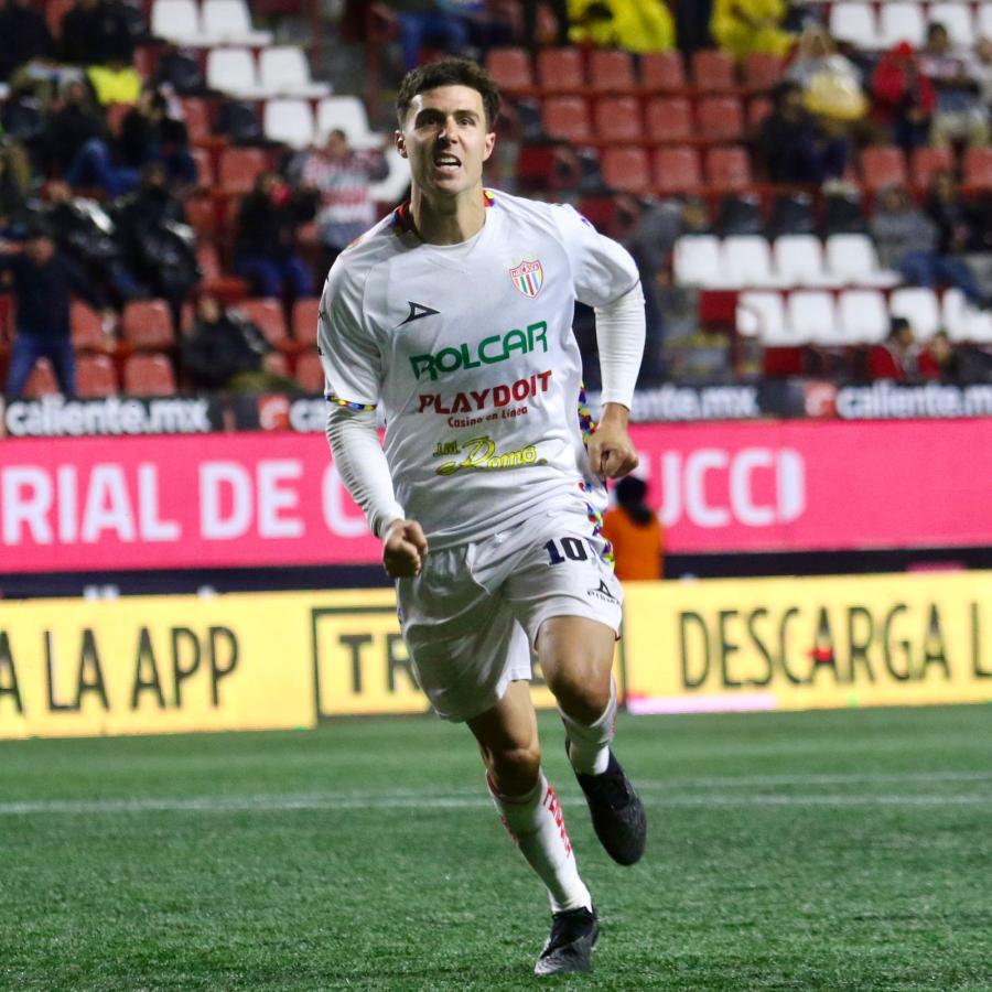 Imagen José Paradela es figura en Necaxa y continuará en el fútbol mexicano.