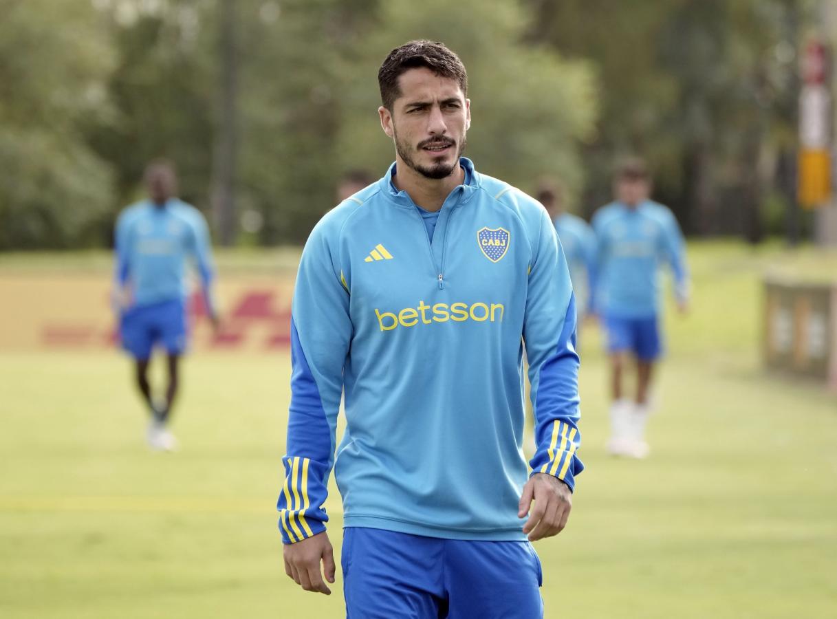 Imagen Nicolás Figal sufre una molestia en el tendón de Aquiles y será baja el domingo.