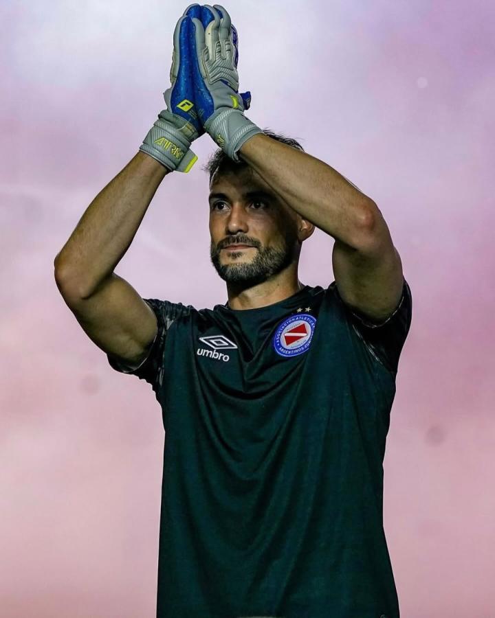 Imagen Argentinos Juniors, el segundo club en Argentina de Martín Arias.