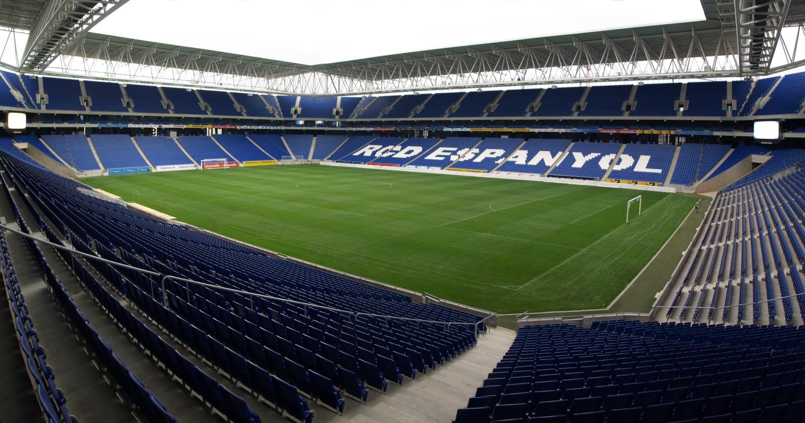 Imagen El estadio de Espanyol, la sede que muchos descartan por ser el rival acérrimo de Barcelona.