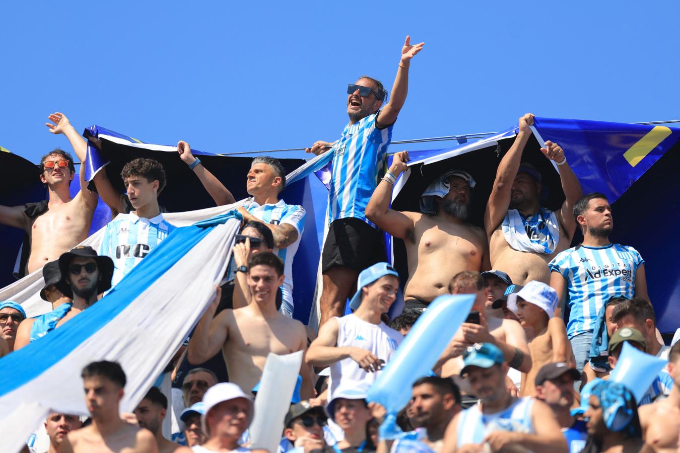 Imagen El Cilindro vibró al ritmo de Racing campeón.