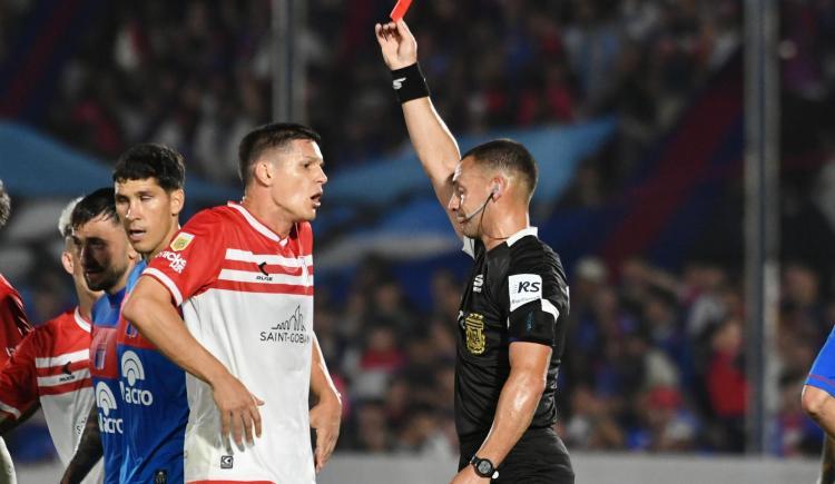 Imagen de Quiénes son los dos equipos que no sufrieron expulsiones durante el Clausura 2025