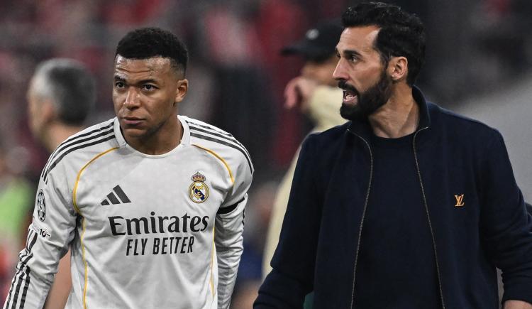Imagen de Guerra declarada en Real Madrid: Mbappé fulminó a Arbeloa y el técnico lo desmintió