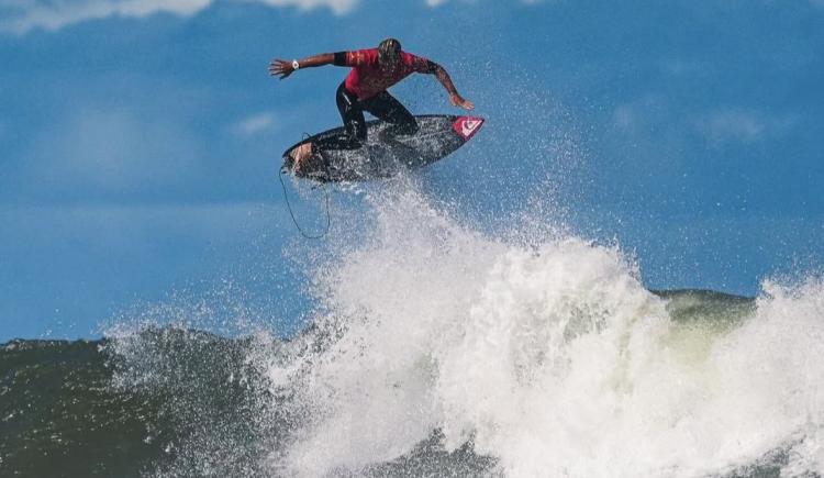 Imagen de La joya nacional ganó la primera fecha del circuito argentino de surf: historia de un dominio